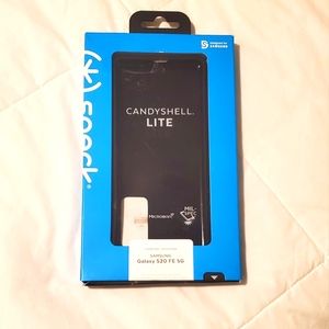 Speck phone case NWT